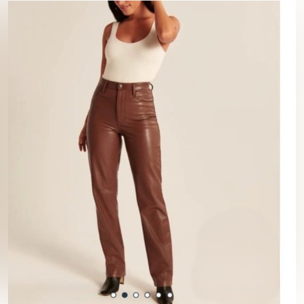 Abercrombie & Fitch Faux Brown Leather Curve Love. Size 4